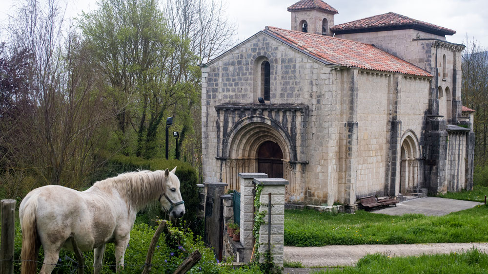Iglesia de Santa María de Siones Santa María de Siones